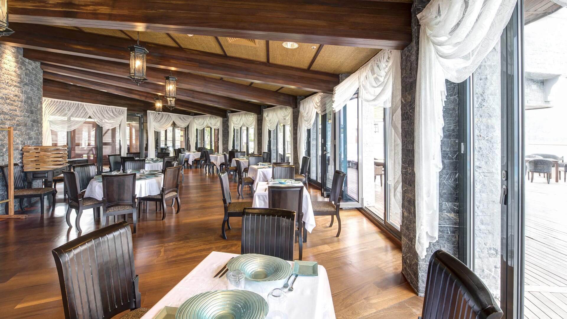 Hisar Restaurant 5